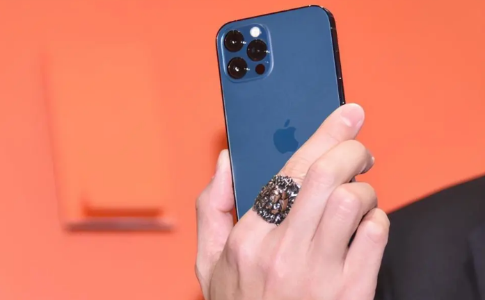 合浦苹果手机维修分享iPhone12系列重启方法教程 